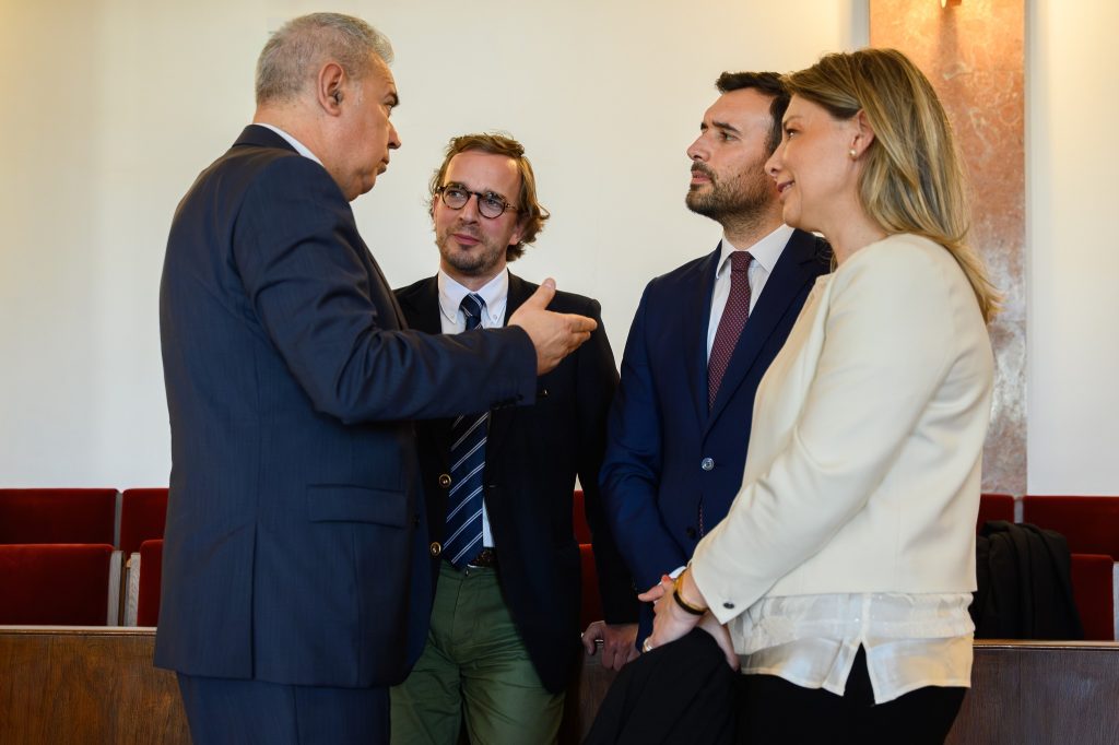 Lobo Amaral Advogados 492957687_1490331578643627_858352522791461010_n